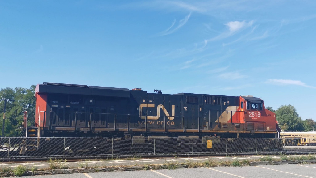 CN 2818